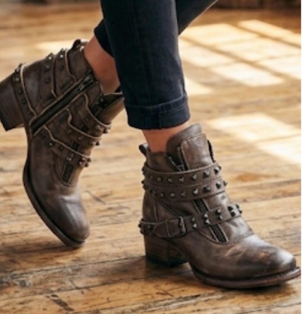 FREEBIRD by Steven Truth Studded Leather Ankle Boots Brown Size 9 EUC